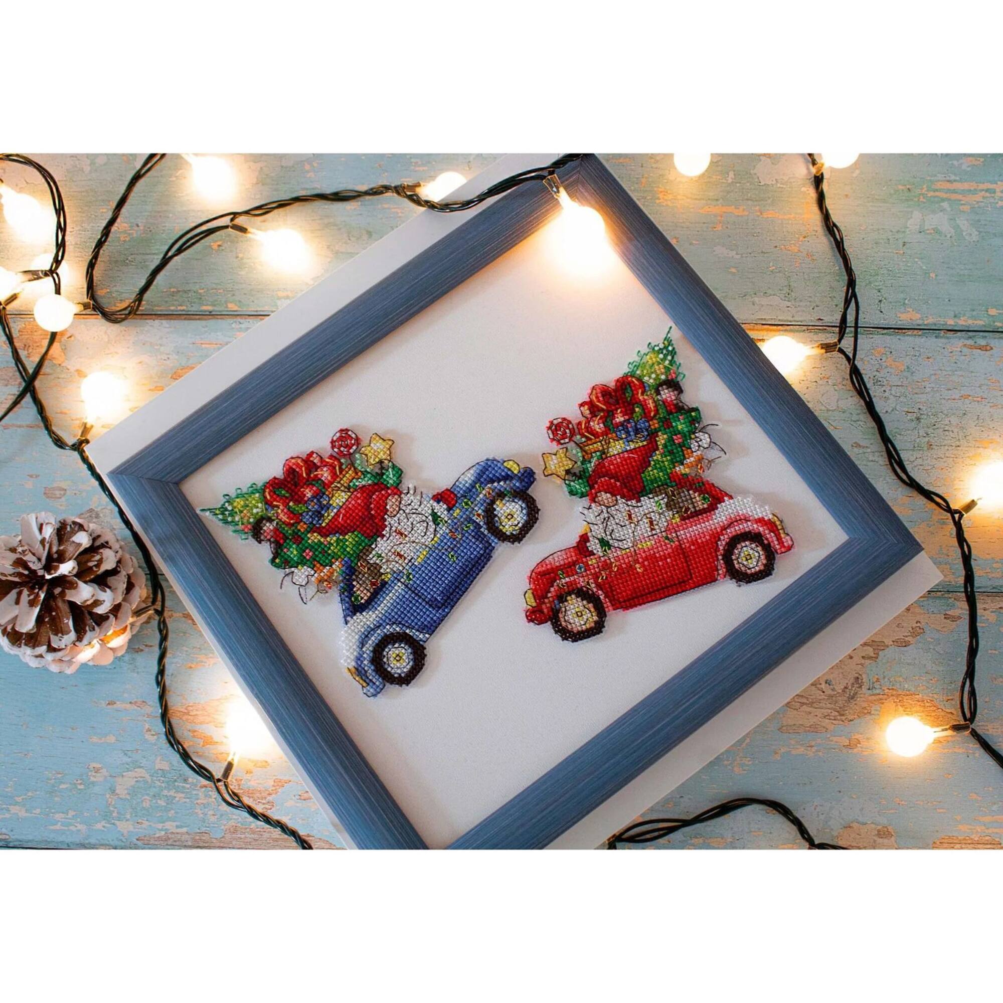 Luca-s The Gift Car Plastic Canvas Counted Cross Stitch Kit